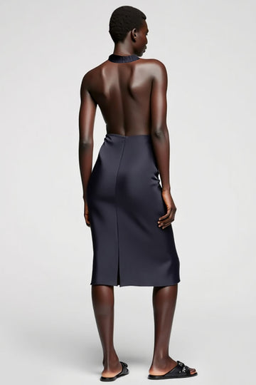 Robe midi dos nu en satin dos nu noir